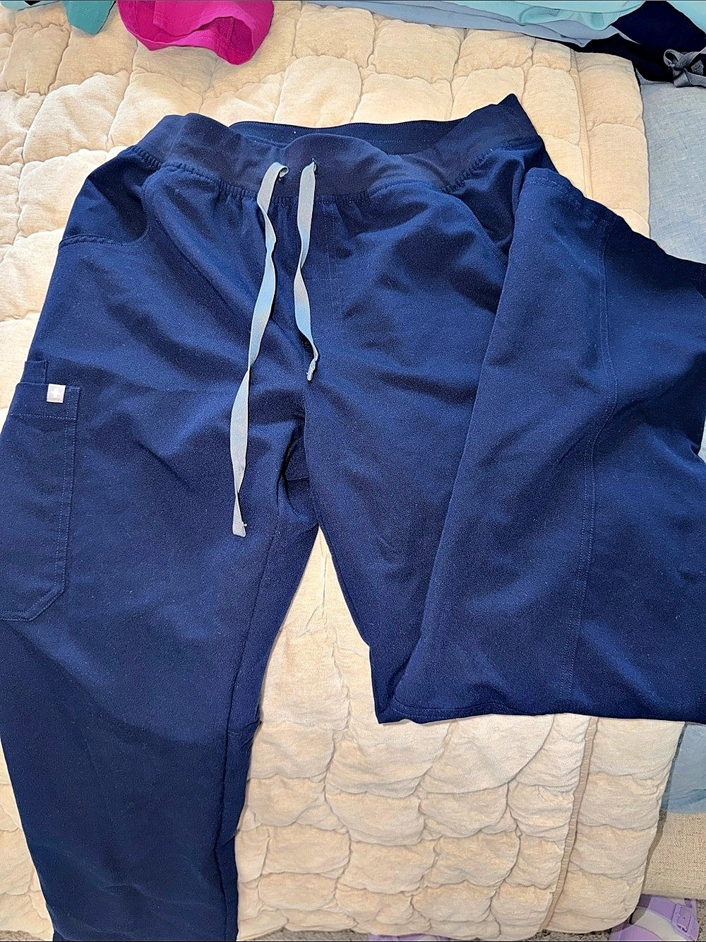 FIGS kade cargo scrub pant navy